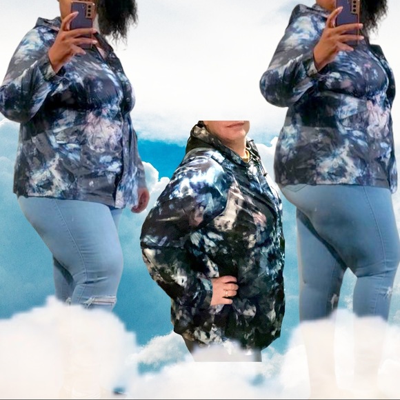 Torrid Blue Black Tie Dye Active Windbreaker Jacket Size 2 - Picture 4 of 16